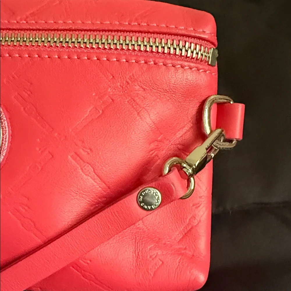 Longchamp Pink Embossed Wristlet - Picture 3 of 10
